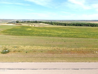 14010 Acadia Dr, Bismarck, ND 58503