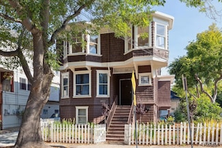 1817 Woolsey St, Berkeley, CA 94703