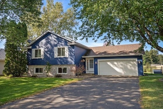 2678 Henslow Ave N, Saint Paul, MN 55128