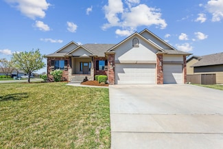 2503 N Flutter Cir, Wichita, KS 67228