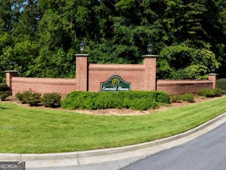 1010 Emerald Shores Dr, White Plains, GA 30678