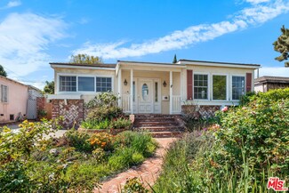 6132 W 82nd St, Los Angeles, CA 90045