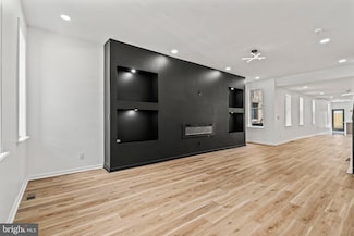 1211 S 15th St, Philadelphia, PA 19146