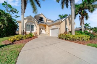 6681 Dabney St, Fort Myers, FL 33966