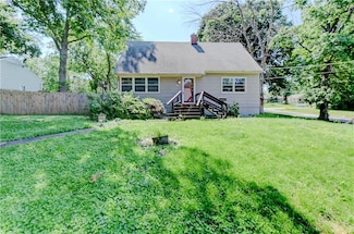 1700 S Pearl St, Independence, MO 64055