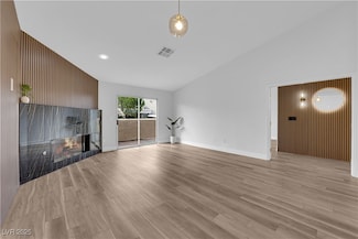 9412 Mount Cherie Ave Unit 102, Las Vegas, NV 89129