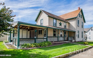 1427 Walnut St, Jersey Shore, PA 17740