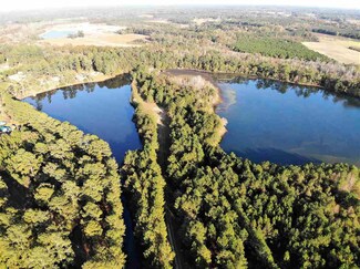 7811 Jill St, Linden, NC 28356