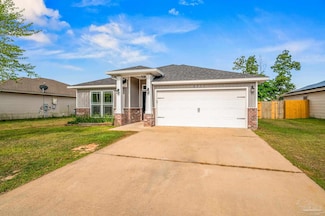 5711 Peach Dr, Milton, FL 32571