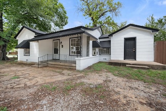 3837 Earl St, Fort Worth, TX 76111