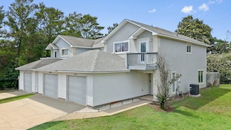 6918 Sea Turtle Cir, Navarre, FL 32566