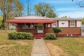 115 Flood St, Madison Heights, VA 24572