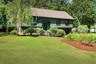 30 Twilight Dr, Foxboro, MA 02035