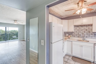 2901 NW 46th Ave Unit 409, Lauderdale Lakes, FL 33313