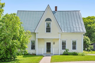 23 Finley Dr, Danville, VT 05828