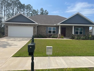 846 Coastal Breeze Dr, Freeport, FL 32439