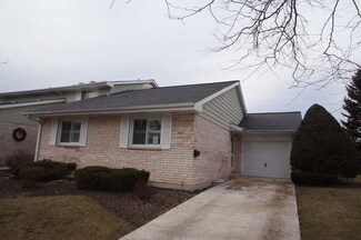 1609 Leytonstone Dr, Wheaton, IL 60189