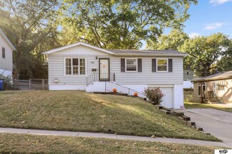 3438 S 88th St, Omaha, NE 68124