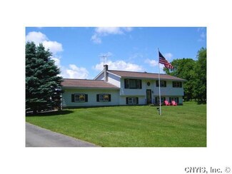 9911 Shady Lake Rd, Camden, NY 13316