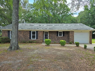 1520 Crowndale Dr, Sumter, SC 29150