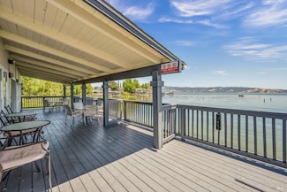 1633 Montana Vista St, Lakeport, CA 95453