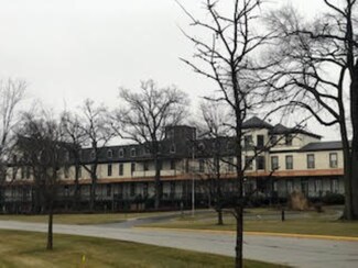 1 Park Ave Unit 406, Winona Lake, IN 46590