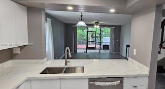 3625 Coral Springs Dr Unit 3625, Coral Springs, FL 33065