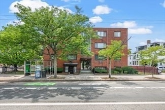 2192 Massachusetts Ave Unit 1-4, Cambridge, MA 02140