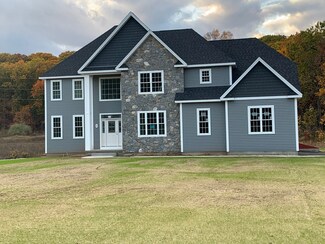 10 Fitch Farm Way, Southampton, MA 01073