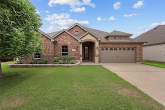 1572 Oasis St, Waxahachie, TX 75165