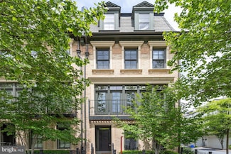5215 Symphony Forest Ln, Rockville, MD 20852
