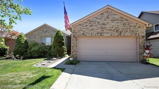 28394 Gamble Rd, Chesterfield, MI 48047