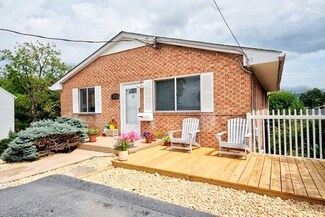 340 Pine Ave, Waynesboro, VA 22980