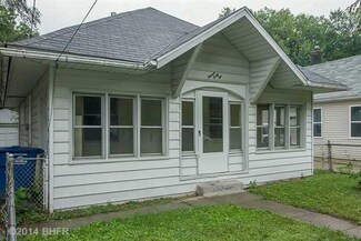 1142 Enos Ave, Des Moines, IA 50314