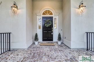 4 Arrow Wood Ln, Savannah, GA 31411