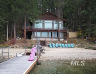 24 N Mackinaw Rd, Coolin, ID 83821