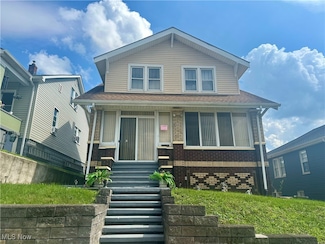808 Gilbert Ave, Follansbee, WV 26037