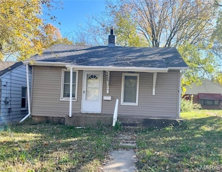 5466 Janet Ave, Saint Louis, MO 63136