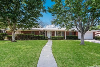 218 Beechwood Ln, San Antonio, TX 78216