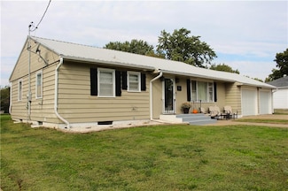 303 N Murrays Ave, Braymer, MO 64624