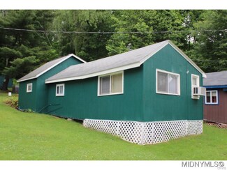 143 Perkins Ln, Richfield Springs, NY 13439