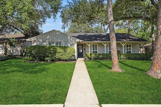 11914 Atwell Dr, Houston, TX 77035