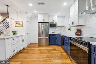 2806 S Abingdon St Unit A, Arlington, VA 22206