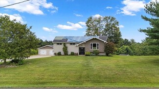 128 Haynes Rd, Little Hocking, OH 45742
