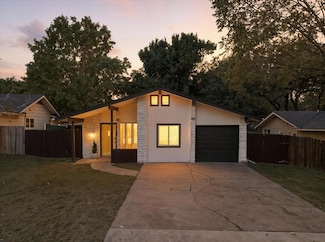 5108 Emerald Forest Dr, Austin, TX 78745