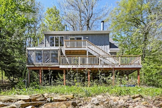 173 King Richard Dr, Becket, MA 01223