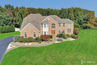 25 Deerfield Trail, Monmouth Junction, NJ 08852