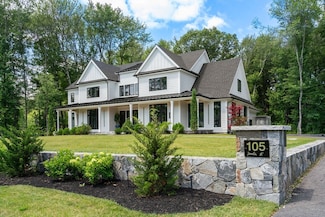 105 Lincoln St, Northborough, MA 01532