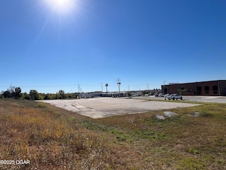 3507 E 20th St Unit 2, Joplin, MO 64801