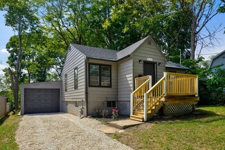 2112 E 23rd St, Des Moines, IA 50317